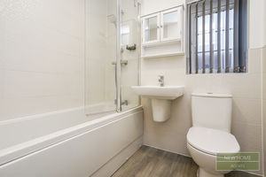 Photo 25- click for photo gallery